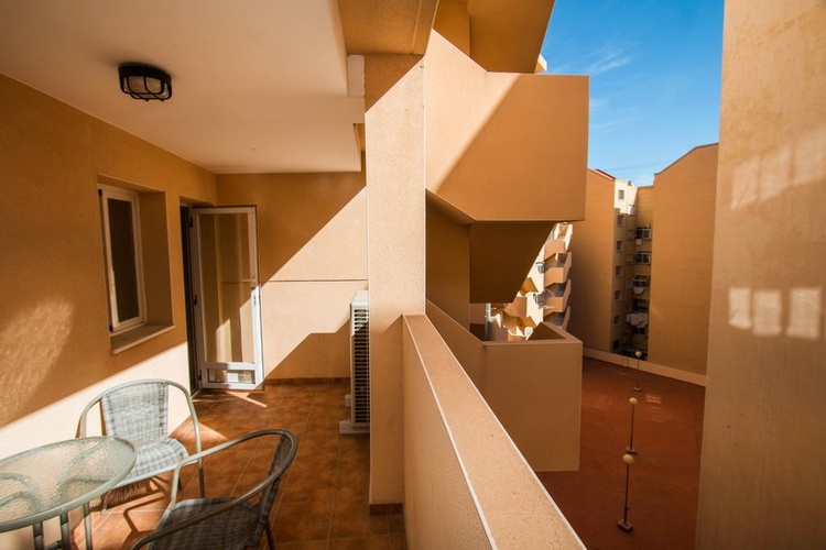 Apartamento (3 dormitorios) 5/7 Apartamentos Magic Atrium Plaza Benidorm Apartamento (3 dormitorios) 5/7 Apartamentos Magic Atrium Plaza Benidorm